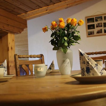Ferienhof Off Sindelsdorf Ngoại thất bức ảnh
